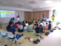 5カ国語で絵本の読み聞かせ!